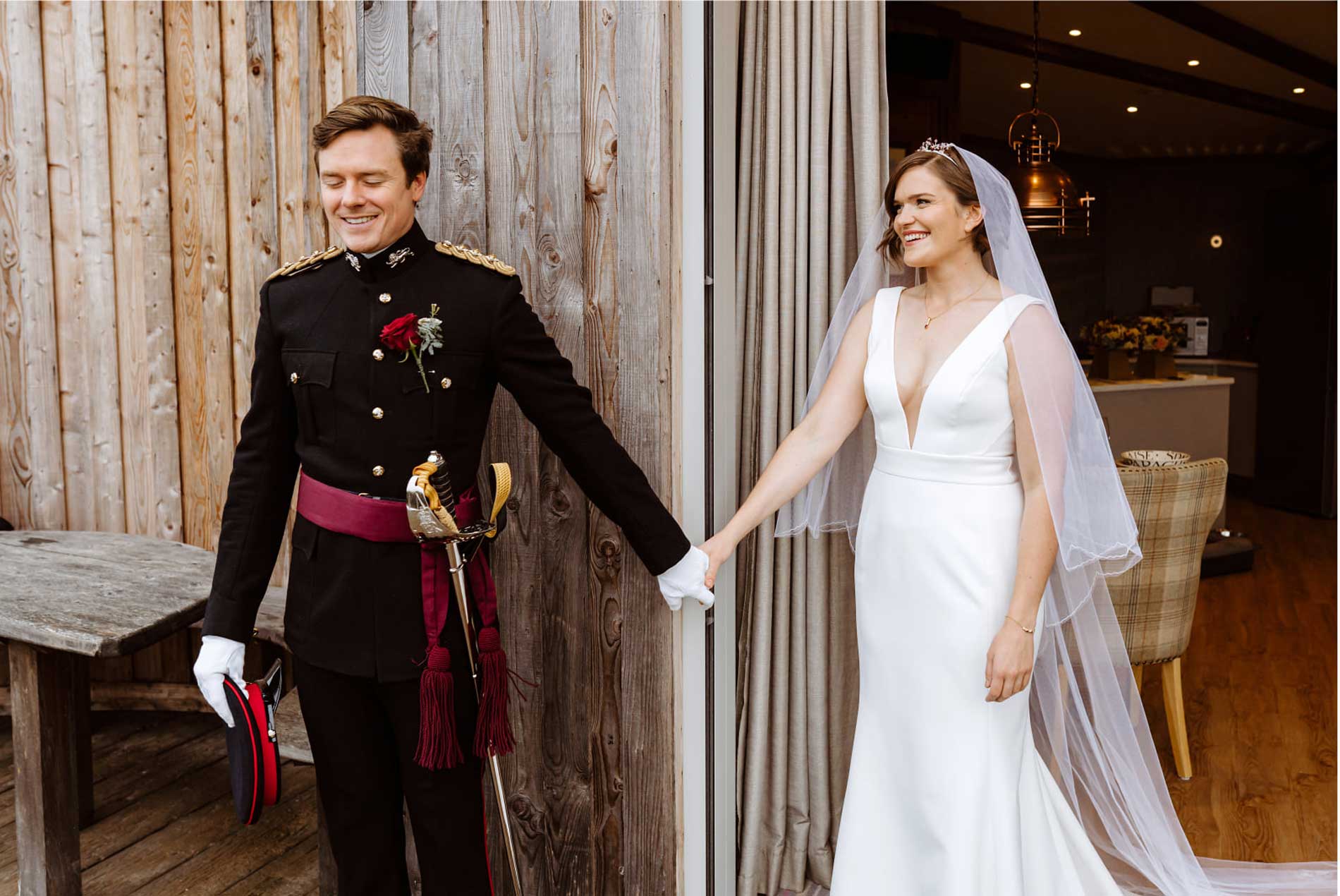 first look wedding photos