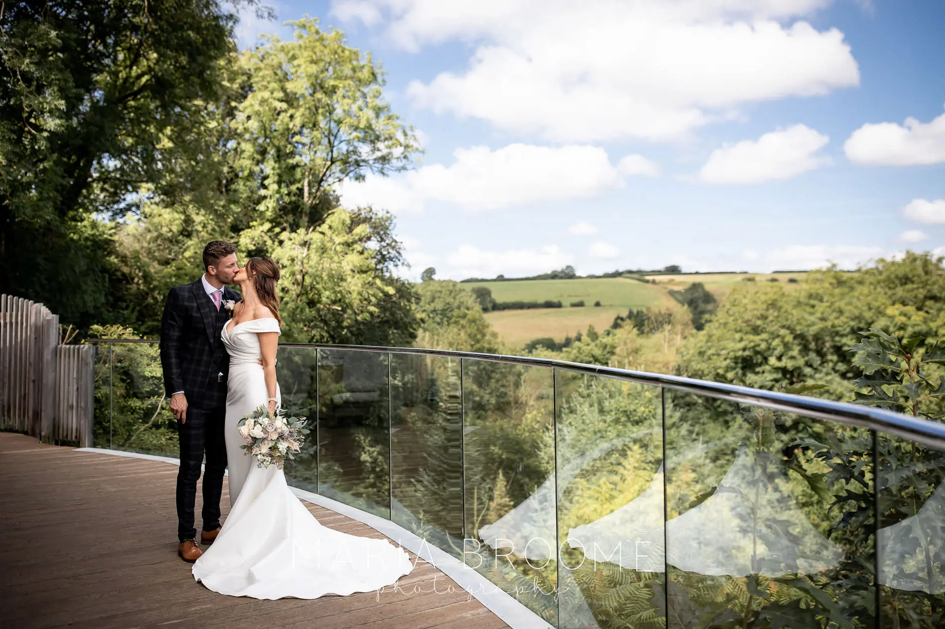 Micro wedding celebration for ten guests